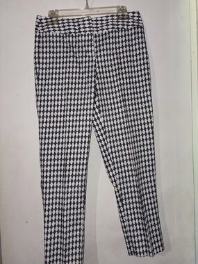 Versona Black & White Geometric Stretch Dress Pants